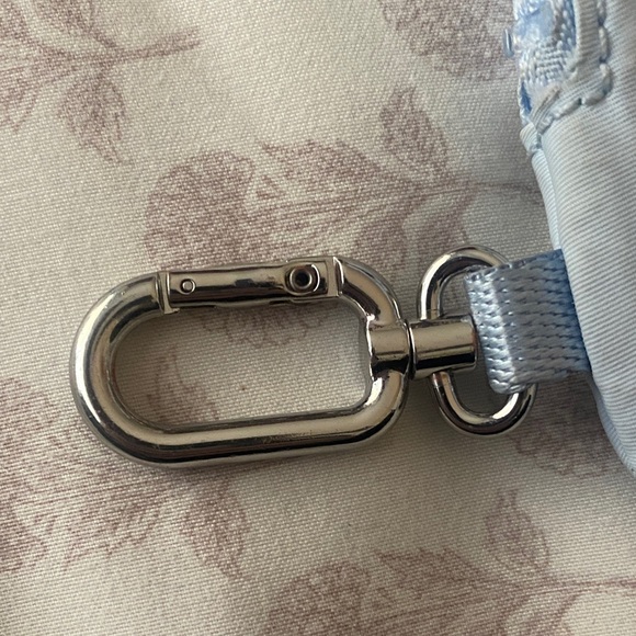 lululemon athletica Baby Blue Keychain Pouch (4”) - Picture 3 of 4